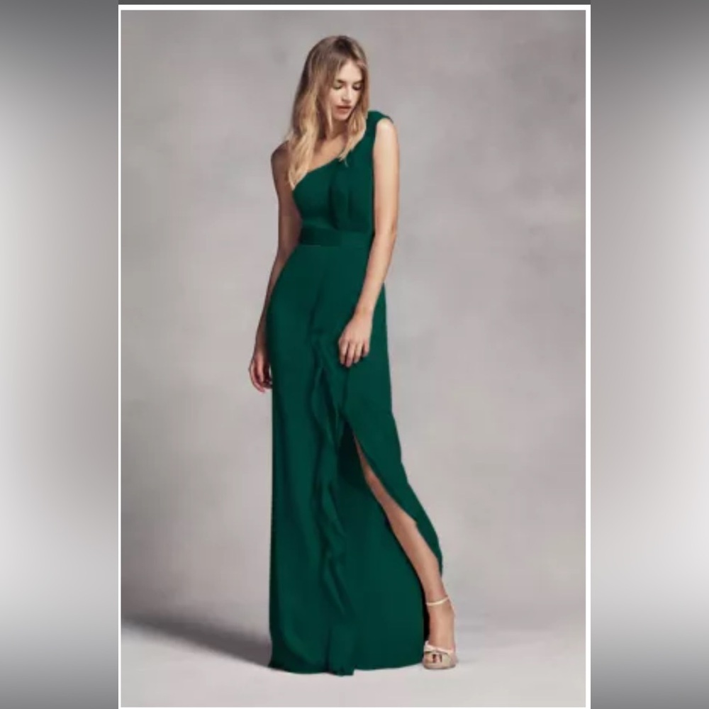 Vera Wang Bridesmaids Dress Style VW360274 in Forest size 8